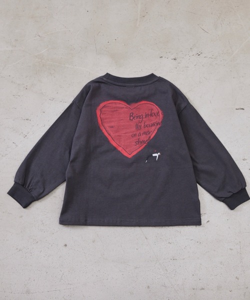 Fluffy BROTHERS(フラッフィーブラザーズ)の「ハートプリントロンT(大人サイズ)(Tシャツ/カットソー・メンズ・チャコールグレー/ベージュ・L/M/XL)」の6枚目の写真