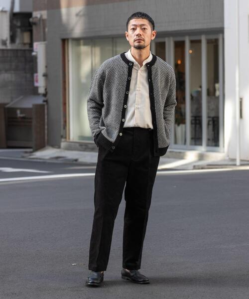 URBAN RESEARCH ROSSO MEN(アーバンリサーチロッソメン)の「『XLサイズあり』ヘリンボーン柄クルーニットカーディガン(カーディガン/ボレロ・メンズ・ネイビー/グレー/アイボリー/ブラック・SMALL/MEDIUM/LARGE/X-LARGE)」の21枚目の写真