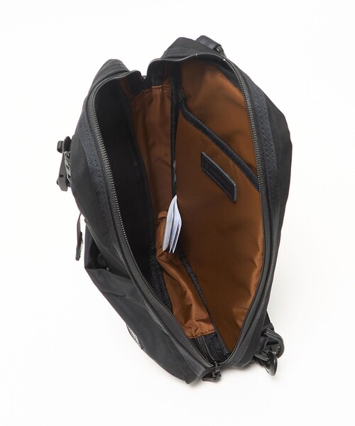 master-piece(マスターピース)の「【別注】<master-piece>GLR スリングバッグ(ボディバッグ/ウエストポーチ・メンズ・ブラック・FREE)」の11枚目の写真