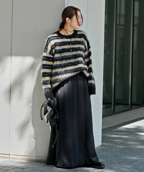 JOURNAL STANDARD（ジャーナルスタンダード）の「マルチボーダーシャギーニット（ニット/セーター・レディース・ブラック/マスタード・FREE）」の3枚目の写真