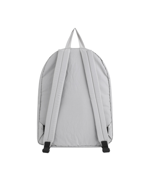 IUGAMAKARAS(イウガマカラス)の「Knotted Backpack Type B (Nylon-silver)(バックパック/リュック・レディース・その他・FREE)」の2枚目の写真