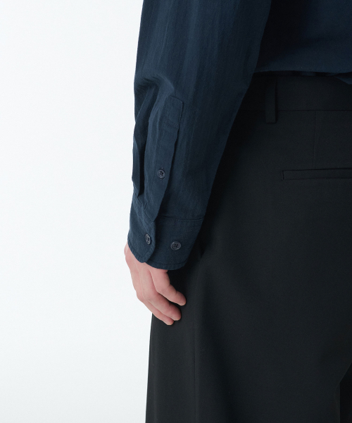 MUSINSA STANDARD（ムシンサスタンダード）の「リラックスドナチュラルタッチシャツ[ネイビー]（シャツ/ブラウス・メンズ・その他・SMALL/MEDIUM/LARGE/X-LARGE/XX-LARGE）」の5枚目の写真