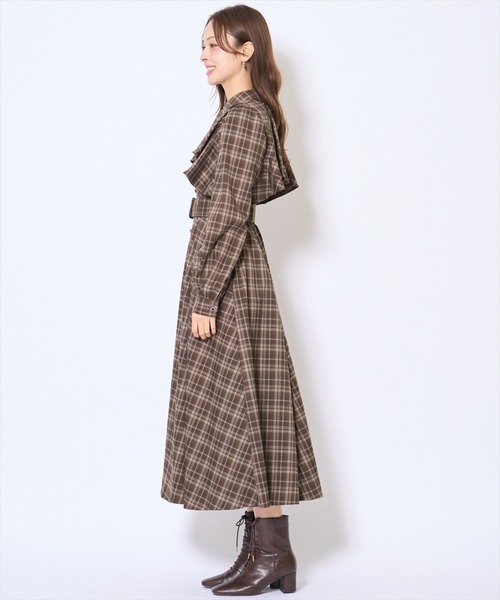 AND COUTURE(アンドクチュール)の「フリルケープシャツワンピース(ワンピース・レディース・グリーン系その他/ネイビー/ブラウン系その他/モカ・FREE)」の7枚目の写真