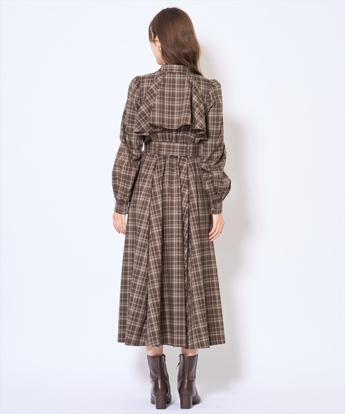 AND COUTURE(アンドクチュール)の「フリルケープシャツワンピース(ワンピース・レディース・グリーン系その他/ネイビー/ブラウン系その他/モカ・FREE)」の8枚目の写真
