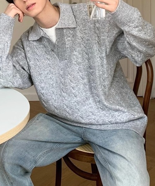 NOWLE(ノウル)の「【NOWLE】ケーブル編み フェイクレイヤード スキッパーニット(ニット/セーター・メンズ・ライトグレー/ライトベージュ/ライトブルー・MEDIUM/LARGE)」の8枚目の写真