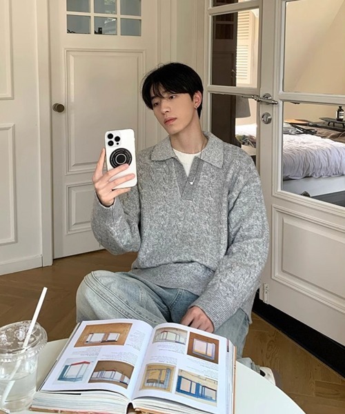 NOWLE(ノウル)の「【NOWLE】ケーブル編み フェイクレイヤード スキッパーニット(ニット/セーター・メンズ・ライトグレー/ライトベージュ/ライトブルー・MEDIUM/LARGE)」の4枚目の写真