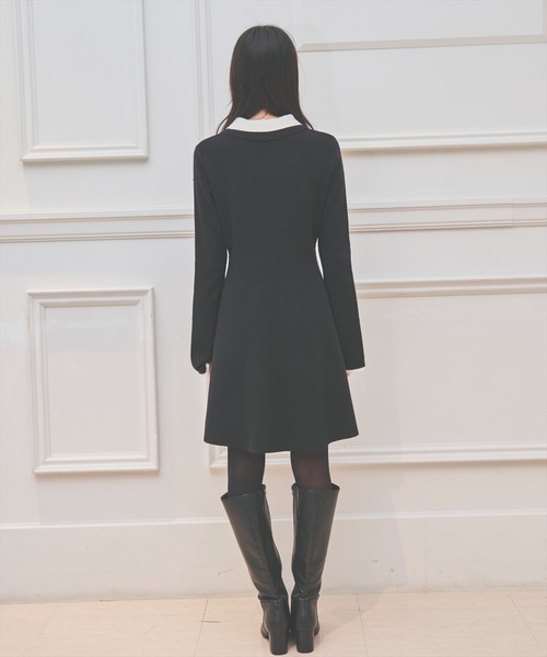 AND COUTURE(アンドクチュール)の「バイカラーポロニットフレアミニワンピース(ワンピース・レディース・ネイビー/ブラック/ボルドー/ブラウン・FREE)」の5枚目の写真