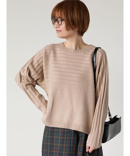 Lugnoncure(ルノンキュール)の「編地切替クルーネックニット(ニット/セーター・レディース・ベージュ/レッド/オフホワイト/ブルー/チャコールグレー・F)」の8枚目の写真