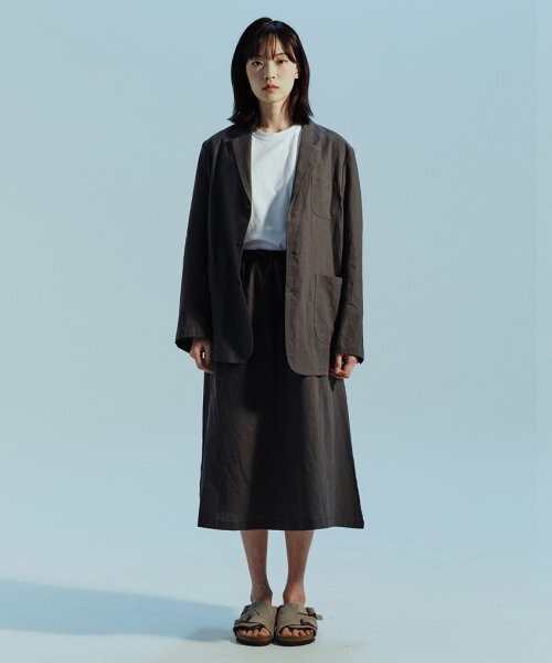 MOAA(モア)の「ソソリネンスカートセットアップ (チャコール)(テーラードジャケット・レディース・その他・LARGE/MEDIUM)」の1枚目の写真