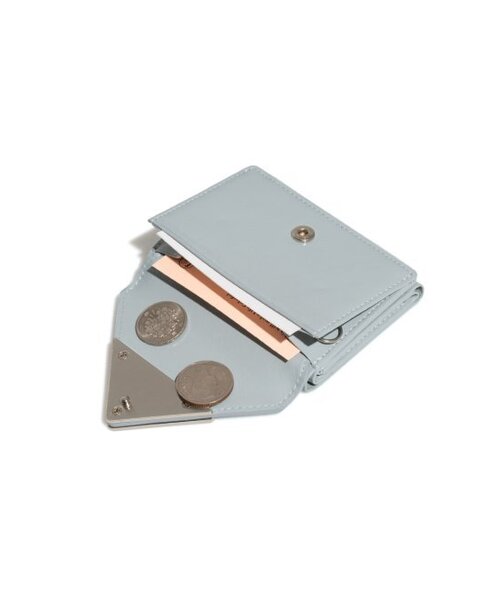 FENNEC(フェネック)の「CRINKLE TRIANGLE TRIPLE WALLET - MID GREY(札入れ/マネークリップ・レディース・その他・FREE)」の4枚目の写真