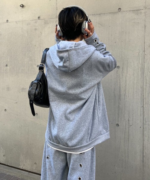 lilful(リルフル)の「【セットアップ対応】アイレットデザインジップアップパーカー(パーカー・メンズ・グレー/ブラック・M/L)」の17枚目の写真