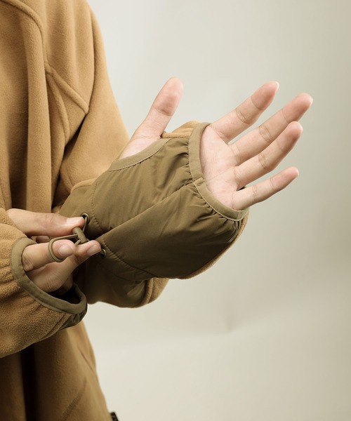 S'more(スモア)の「Half zip fleece pullover ハーフジップフリースプルオーバー (AW)(スウェット・レディース・ベージュ/ホワイト・SMALL/LARGE/MEDIUM/X-LARGE)」の17枚目の写真