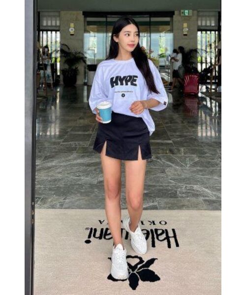 WANGGWAN(ワングァン)の「HYPE オーバーサイズ 半袖Tシャツ (ホワイト)(Tシャツ/カットソー・メンズ・その他・LARGE/MEDIUM)」の2枚目の写真