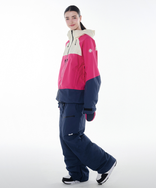 DOLL OUTERWEAR（ドラ アウターウェア）の「2425 ボニータジャケット&パンツ ボードウェアセット ローズレッド 男女共用（セットアップ・レディース・その他・SMALL/MEDIUM/LARGE/X-LARGE/X-SMALL）」の8枚目の写真