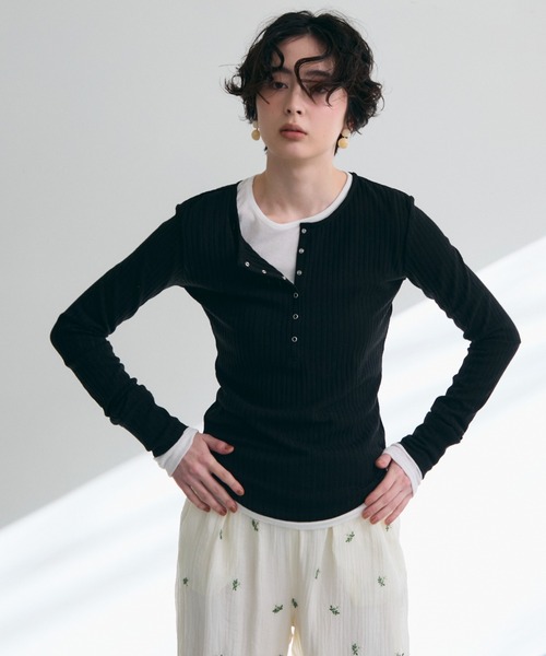 Trish(トリッシュ)の「ランダムテレコヘンリーネックプルオーバー(Tシャツ/カットソー・レディース・アイボリー/グレー/ブラック・FREE)」の19枚目の写真