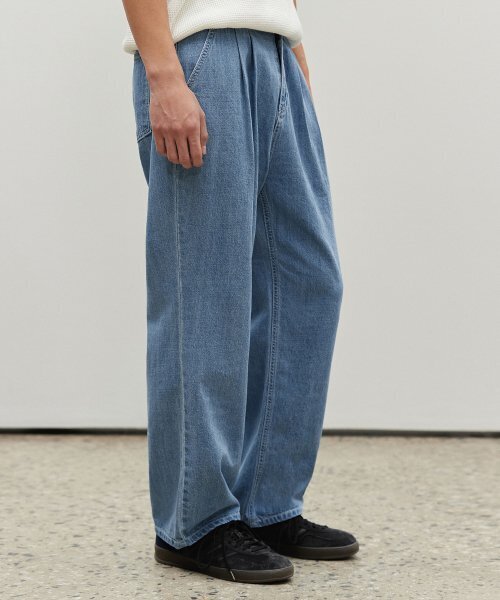 DECET（デケト）の「[夏生地]2Pleats Wide Jeans DCPT005Blue（デニムパンツ・レディース・その他・34/32/30/26/28）」の3枚目の写真