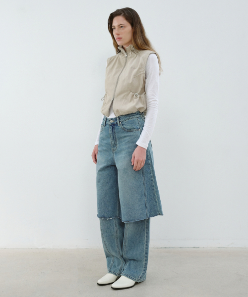 AOPT(アオプト)の「PANEL DENIM BERMUDA PANTS - BLUE(デニムパンツ・レディース・その他・SMALL/MEDIUM)」の4枚目の写真