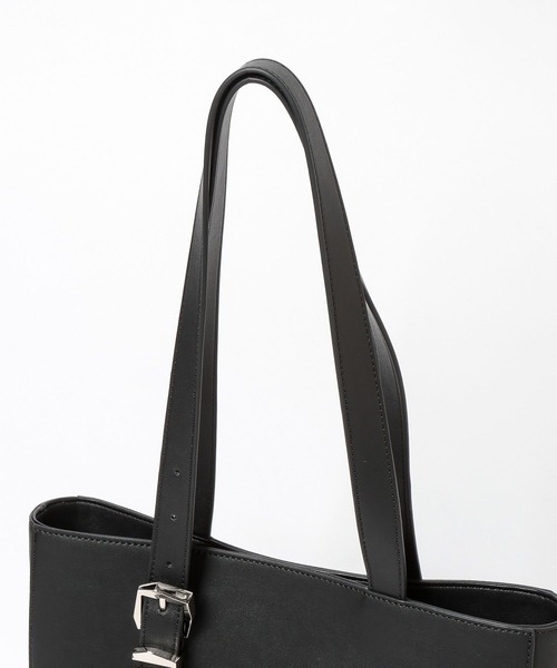 HARE（ハレ）の「RESHAPEバックルトートバッグ(HARE)（トートバッグ・メンズ・ブラック・FREE）」の7枚目の写真