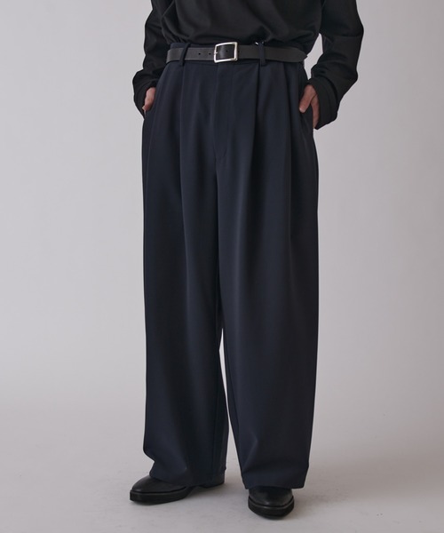 Lui's（ルイス）の「ダブルクロスベーシックカーブパンツ（スラックス・メンズ・ライトグレー/ネイビー/ブラック・M/S）」の3枚目の写真