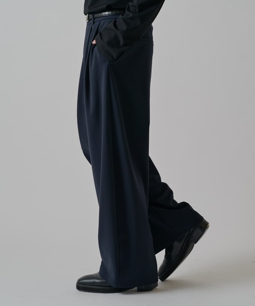 Lui's(ルイス)の「ダブルクロスベーシックカーブパンツ(スラックス・メンズ・ライトグレー/ネイビー/ブラック・M/S)」の19枚目の写真