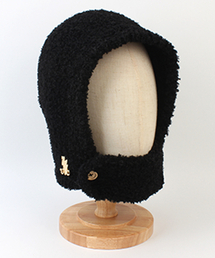 UNIVERSAL CHEMISTRY（ユニバーサルケミストリー）の「フリースボタンブラックバラクラバ（ニットキャップ/ビーニー）」