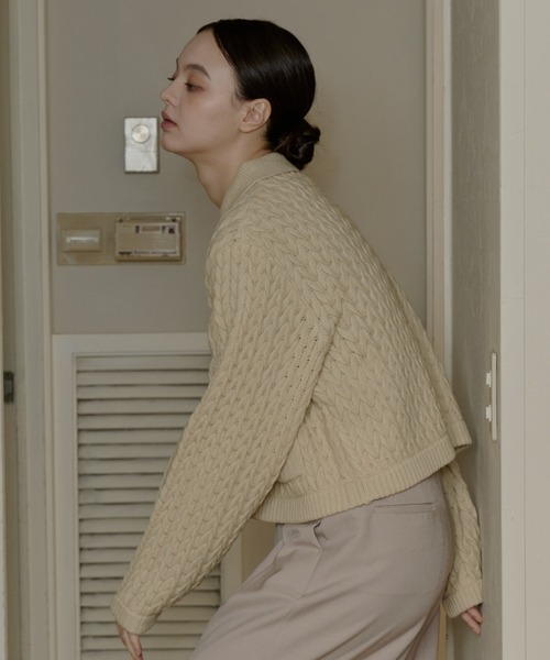 OLUN(オルン)の「cable knit shirt/ケーブルニットシャツ(ニット/セーター・レディース・アイボリー/ベージュ・MEDIUM/SMALL)」の15枚目の写真