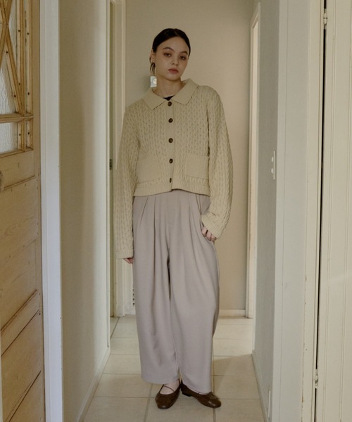 OLUN(オルン)の「cable knit shirt/ケーブルニットシャツ(ニット/セーター・レディース・アイボリー/ベージュ・MEDIUM/SMALL)」の3枚目の写真