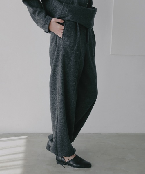 MANOF(マノフ)の「BOUCLE WIDE PANTS(その他パンツ・レディース・アイボリー/チャコールグレー・M/S)」の17枚目の写真