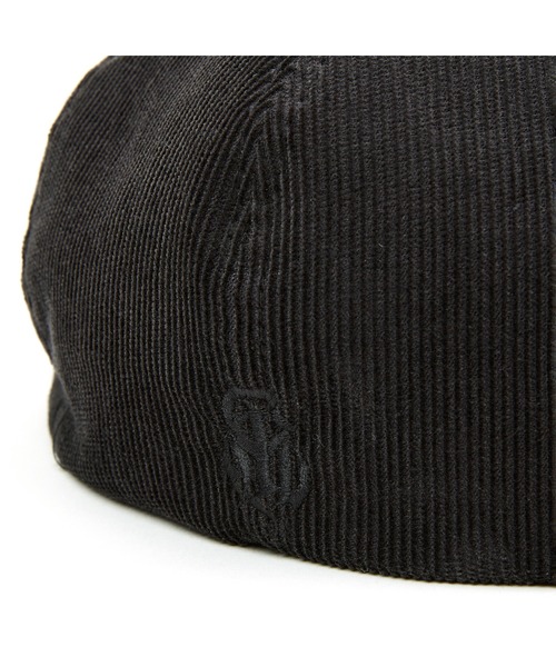 CALEE(キャリー)の「CAL NT LOGO CORDUROY TWO TONE CAS(キャスケット・メンズ・グリーン/ブラック・LARGE/MEDIUM/X-LARGE/SMALL)」の5枚目の写真