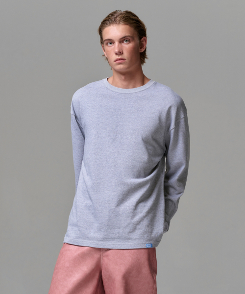 ERA(エラ)の「UNISEX ERA SHOULDER LOGO T - MELANGE GRAY(Tシャツ/カットソー・レディース・杢グレー・SMALL/MEDIUM/LARGE)」の4枚目の写真