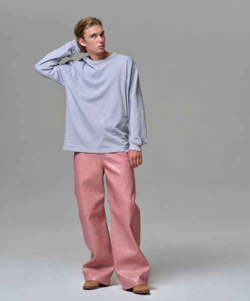 ERA(エラ)の「UNISEX ERA SHOULDER LOGO T - MELANGE GRAY(Tシャツ/カットソー・レディース・杢グレー・SMALL/MEDIUM/LARGE)」の7枚目の写真