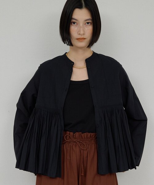 GALLARDAGALANTE(ガリャルダガランテ)の「【2026SS Debut】【Dhritië】【手洗い可】タックブラウス(シャツ/ブラウス・レディース・オフホワイト/ブラック/イエロー・FREE)」の8枚目の写真