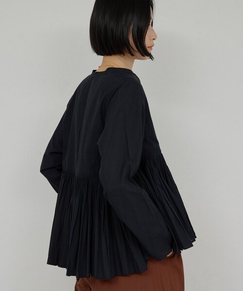 GALLARDAGALANTE(ガリャルダガランテ)の「【2026SS Debut】【Dhritië】【手洗い可】タックブラウス(シャツ/ブラウス・レディース・オフホワイト/ブラック/イエロー・FREE)」の12枚目の写真