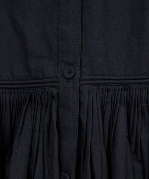 GALLARDAGALANTE(ガリャルダガランテ)の「【2026SS Debut】【Dhritië】【手洗い可】タックブラウス(シャツ/ブラウス・レディース・オフホワイト/ブラック/イエロー・FREE)」の18枚目の写真