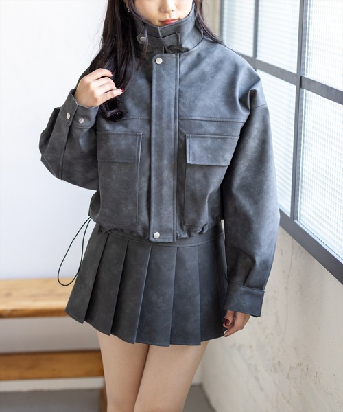 clear（クリア）の「ベルト付きアンティークレザープリーツスカート[着回し力抜群 Y2K カジュアル]≪2026SS新作≫（スカート・レディース・ブラック/グレー/ブラウン・M/S）」の8枚目の写真