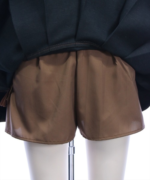 clear（クリア）の「ベルト付きアンティークレザープリーツスカート[着回し力抜群 Y2K カジュアル]≪2026SS新作≫（スカート・レディース・ブラック/グレー/ブラウン・M/S）」の21枚目の写真