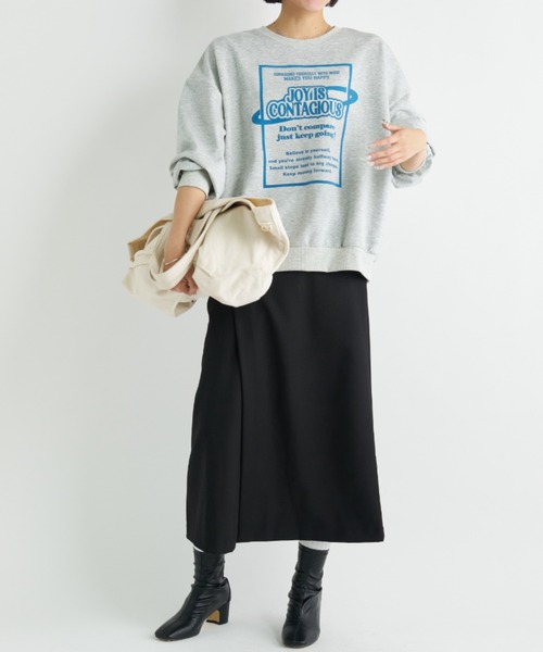 A.D.C.L.（エーディーシーエル）の「フロッキープリント ロゴ ダンボール プルオーバー（スウェット・レディース・杢グレー/オートミール・L/M）」の21枚目の写真