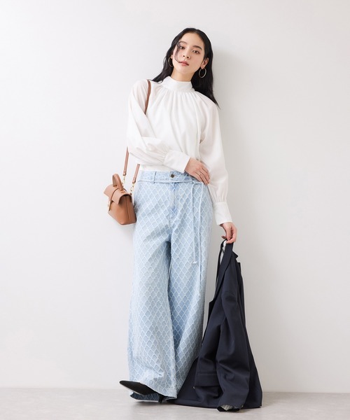 VIS（ビス）の「前後2WAYボリュームボウタイブラウス/イージーケア（シャツ/ブラウス・レディース・オフホワイト/イエロー系その他/サックスブルー・FREE）」の12枚目の写真