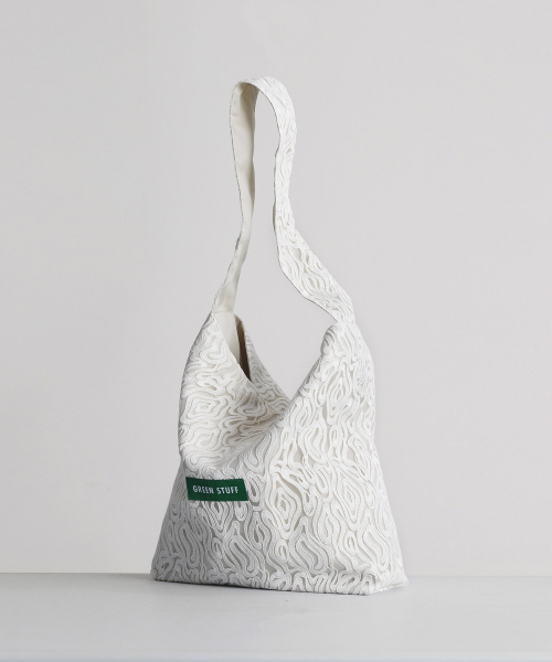 GREEN STUFF(グリーンスタッフ)の「seem full bag 62 - marbling lace ivory(エコバッグ/サブバッグ・レディース・その他・FREE)」の2枚目の写真