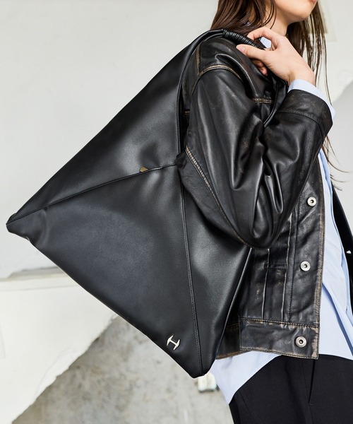 HARE（ハレ）の「Hパーツサンカクトート(HARE)（トートバッグ・メンズ・ブラック・FREE）」の5枚目の写真