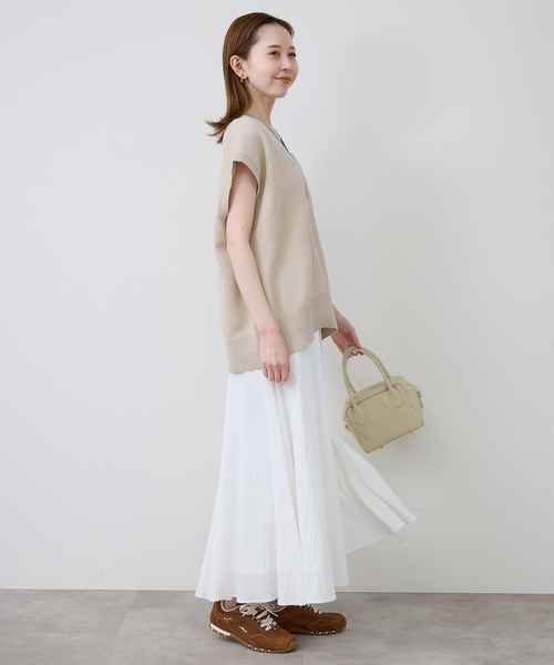 SLOBE IENA（スローブイエナ）の「サガラ刺繍レタードベスト（ベスト・レディース・ベージュ/チャコールグレー・FREE）」の22枚目の写真