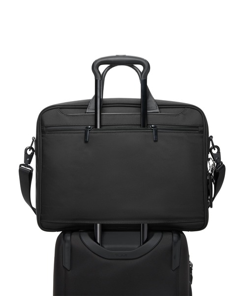 TUMI（トゥミ）の「TUMI ALPHA（アルファ） ラージ・17インチ・ブリーフケース（A4/PC17インチまで対応）（ビジネスバッグ・メンズ・ブラック・FREE）」の6枚目の写真