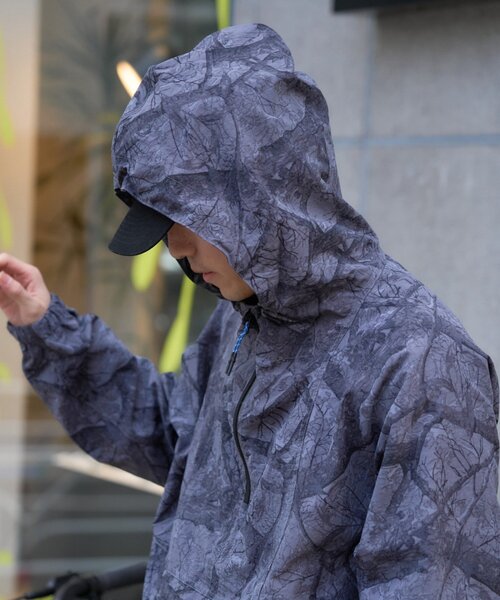 Franklin Climbing（フランクリンクライミング）の「【Franklin Climbing】撥水/ユニセックス/シティアクティブツリーカモアノラック（ナイロンジャケット・メンズ・ブラック/ネイビー・LARGE/MEDIUM）」の22枚目の写真