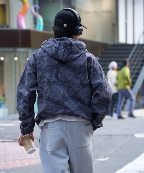 Franklin Climbing（フランクリンクライミング）の「【Franklin Climbing】撥水/ユニセックス/シティアクティブツリーカモアノラック（ナイロンジャケット・メンズ・ブラック/ネイビー・LARGE/MEDIUM）」の6枚目の写真