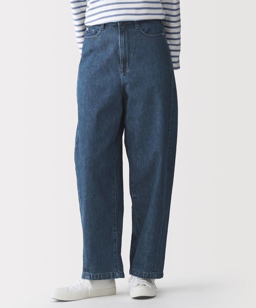 無印良品（ムジルシリョウヒン）の「婦人　木の実から作ったカポック混　デニムコクーンパンツ（デニムパンツ・レディース・ライトブルー/ダークネイビー/ネイビー・S/M/L/XL）」の2枚目の写真