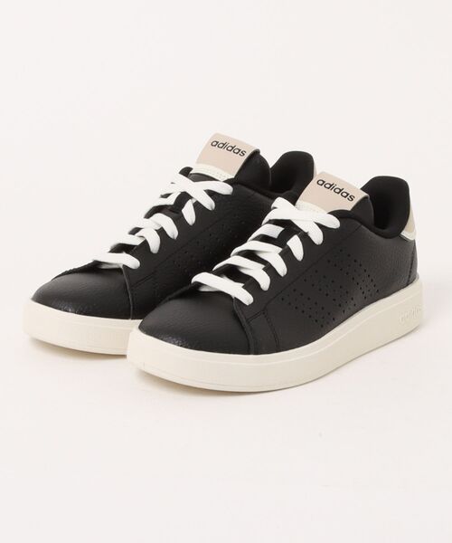 adidas（アディダス）の「《adidas》ADVANCOURTBASE2.0U（スニーカー・メンズ・ブラック×ベージュ/ベージュ系その他・22.5cm/23.0cm/23.5cm/24.0cm/24.5cm/25.0cm/25.5cm/26.0cm/26.5cm/27.0cm/27.5cm/28.0cm）」の2枚目の写真