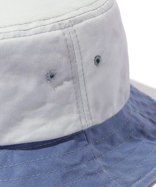 BEAMS PLUS（ビームスプラス）の「Long bill Bucket Hat 62 Twill Pigment Gradation Print（ハット・メンズ・ブルー/イエロー/レッド・ONE SIZE）」の15枚目の写真
