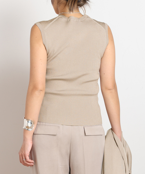 AP STUDIO（エーピーストゥディオ）の「Demure ノースリーブニット（ニット/セーター・レディース・ベージュ/キャメル/ブラック・FREE）」の5枚目の写真