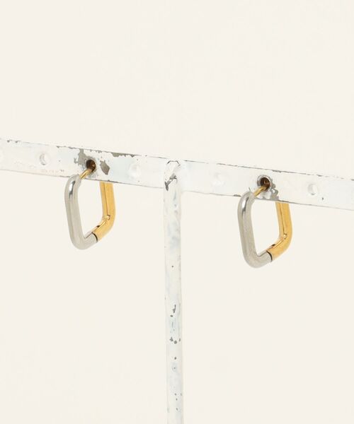 novice（ノーヴィス）の「【novice】Hinged Bicolor Square Hoop Pierce［Stainless］（ピアス（両耳用）・レディース・その他・FREE）」の7枚目の写真