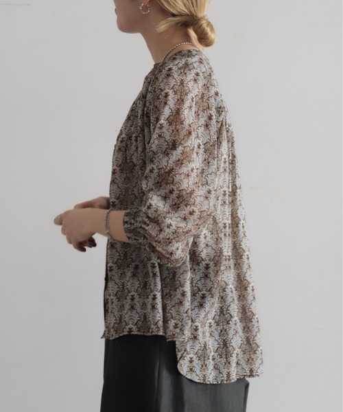NOMBRE IMPAIR（ノンブルアンペール）の「【予約】シアーアラベスクPT　ピンタックブラウス（シャツ/ブラウス・レディース・グリーン/ブラウン・FREE）」の2枚目の写真